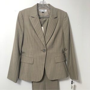 TAHARI Pantsuit NWT Arthur Levine 2PC Striped Jacket & Pant fully Lined Size 8